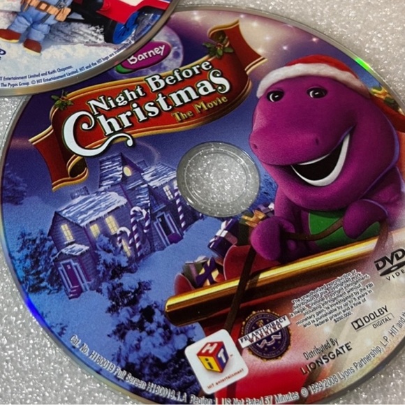 Barney Purple Dinosaur Holiday Favorites 3 DVD Gift Set 2011 EUC Christmas Fun - Picture 6 of 10